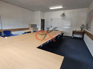 Pronájem kanceláře, Zašová, 200 m2
