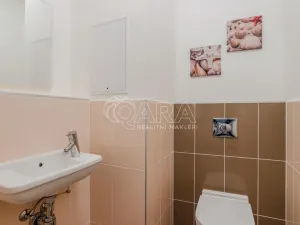 Pronájem bytu 2+kk, Dolní Břežany, U Náměstí, 57 m2