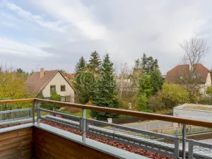 Pronájem bytu 2+kk, Dolní Břežany, U Náměstí, 57 m2