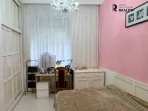 Prodej bytu 2+kk, Karlovy Vary, Moravská, 43 m2