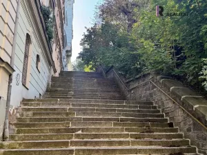 Prodej bytu 2+kk, Karlovy Vary, Moravská, 43 m2