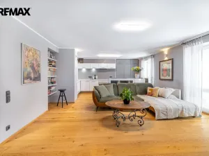 Pronájem bytu 3+kk, Karlovy Vary, Dr. Davida Bechera, 82 m2