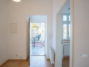 Pronájem bytu 3+1, Praha - Žižkov, Štítného, 99 m2
