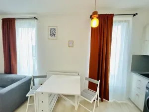 Pronájem bytu 1+kk, Praha - Vysočany, Poděbradská, 23 m2