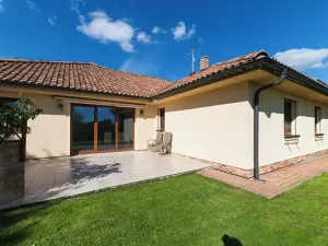 Prodej rodinného domu, Chválenice, 206 m2