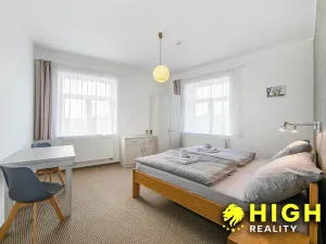 Prodej ubytování, Dobřany, Lipová, 820 m2