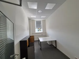 Pronájem kanceláře, Praha - Holešovice, Jankovcova, 313 m2