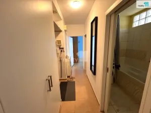 Pronájem bytu 2+kk, Praha - Hloubětín, Mochovská, 55 m2