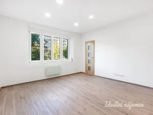 Pronájem bytu 2+kk, Praha - Břevnov, Patočkova, 41 m2