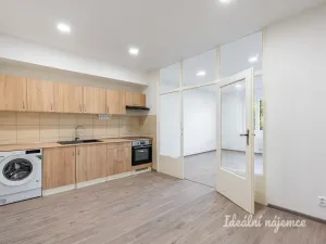 Pronájem bytu 2+kk, Praha - Břevnov, Patočkova, 41 m2