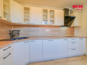 Prodej bytu 3+1, Mariánské Lázně - Úšovice, Mánesova, 63 m2