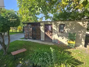 Prodej rodinného domu, Modlany, 167 m2