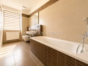 Pronájem bytu 2+kk, České Budějovice - České Budějovice 2, U Boru, 40 m2