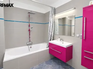 Pronájem bytu 2+kk, Praha - Vokovice, Lužná, 70 m2