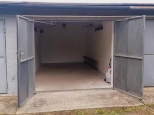 Pronájem garáže, Valašské Meziříčí - Krásno nad Bečvou, M. Alše, 19 m2