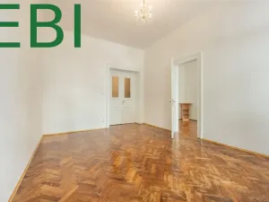 Prodej bytu 3+1, Praha, Římská, 121 m2