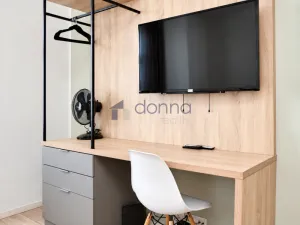 Pronájem bytu 1+kk, Praha, Strakonická, 27 m2