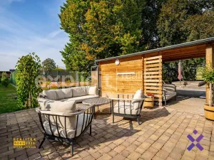 Prodej vily, Jemnice, Husova, 1025 m2