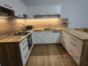 Pronájem bytu 2+kk, Opava - Předměstí, Pekařská, 47 m2