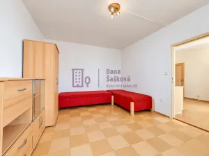 Pronájem bytu 1+1, Jindřichův Hradec - Jindřichův Hradec II, sídliště U Nádraží, 36 m2
