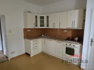 Pronájem bytu 2+1, Opava - Město, Praskova, 80 m2