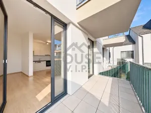 Prodej bytu 1+kk, Vestec, U Hrubých, 54 m2
