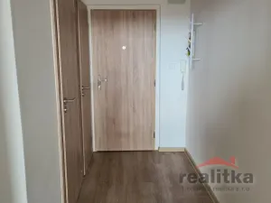 Pronájem bytu 2+kk, Opava - Kateřinky, Zeyerova, 48 m2