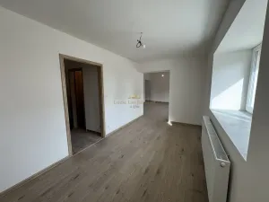 Prodej bytu 3+1, Řevničov, Karlovarská, 68 m2