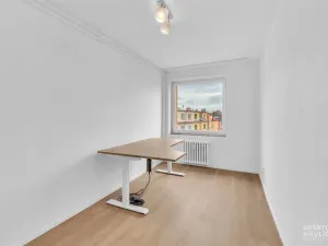 Pronájem bytu 3+1, Hradec Králové, Oskara Nedbala, 61 m2