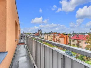 Pronájem bytu 3+1, Hradec Králové, Oskara Nedbala, 61 m2