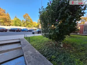 Pronájem bytu 3+1, Praha, Krátká, 65 m2