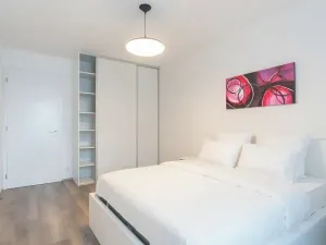 Pronájem bytu 2+kk, Praha - Karlín, Nekvasilova, 67 m2
