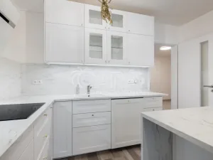 Pronájem bytu 3+kk, Praha - Vysočany, Strnadových, 83 m2