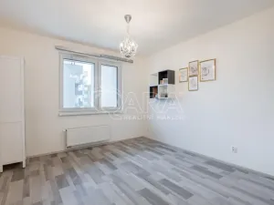 Pronájem bytu 3+kk, Praha - Vysočany, Strnadových, 83 m2