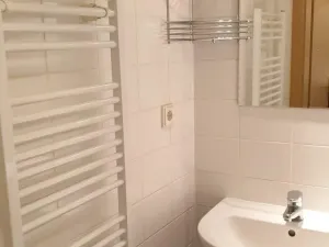 Pronájem bytu 1+kk, Praha - Hostivař, Pražská, 27 m2