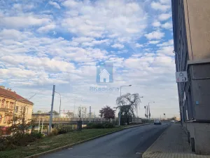 Pronájem kanceláře, Plzeň, Rejskova, 110 m2