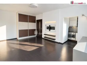 Pronájem bytu 1+1, Praha - Chodov, Ledvinova, 30 m2