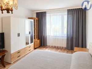 Pronájem bytu 2+1, Strakonice, Povážská, 60 m2