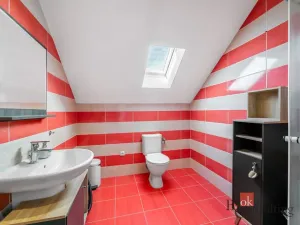 Prodej rodinného domu, Průhonice, U Cihelny, 196 m2
