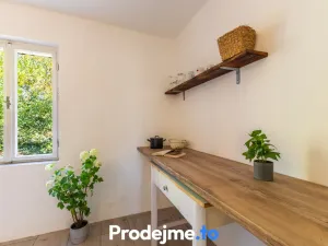 Prodej zahrady, Znojmo, 1922 m2