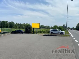 Prodej komerčního pozemku, Opava - Komárov, Ostravská, 10900 m2