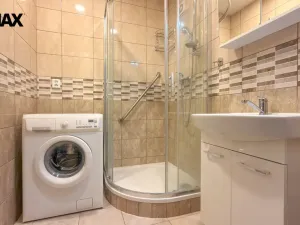 Prodej bytu 2+1, Hradec Králové - Moravské Předměstí, Sekaninova, 61 m2