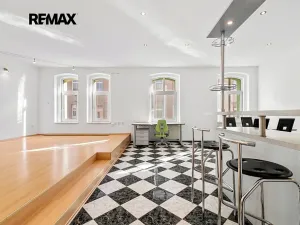 Prodej bytu 2+kk, Plzeň, Karlova, 86 m2