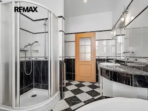 Prodej bytu 2+kk, Plzeň, Karlova, 86 m2
