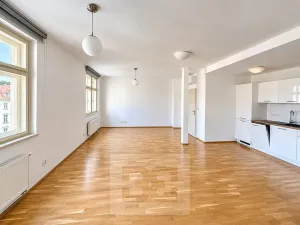Pronájem bytu 2+kk, Praha - Nové Město, Mlynářská, 72 m2