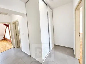 Pronájem bytu 2+kk, Praha - Nové Město, Mlynářská, 72 m2