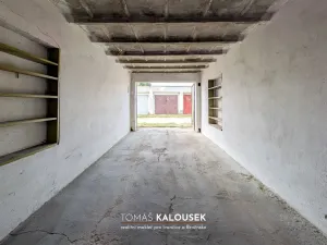 Prodej garáže, Ivančice, 18 m2