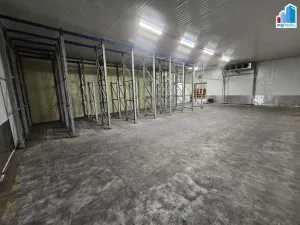Pronájem skladu, Dýšina, Jižní, 912 m2