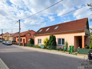 Prodej rodinného domu, Hluboké Mašůvky, 128 m2