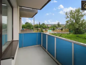 Pronájem bytu 2+kk, Praha - Hloubětín, Saarinenova, 58 m2